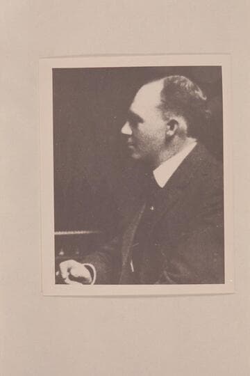 Ellsworth Kolb.  Two weeks after finish of trip in 1912