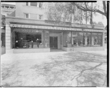 Exterior of I. Magnin Store in Maryland Hotel at corner of Los Robles, 419 East Colorado, Pasadena. 1925