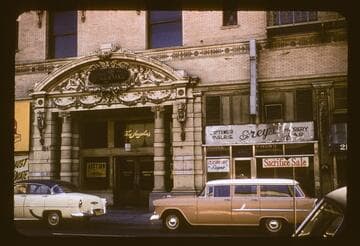 Angelus Hotel's 4th Street entrance