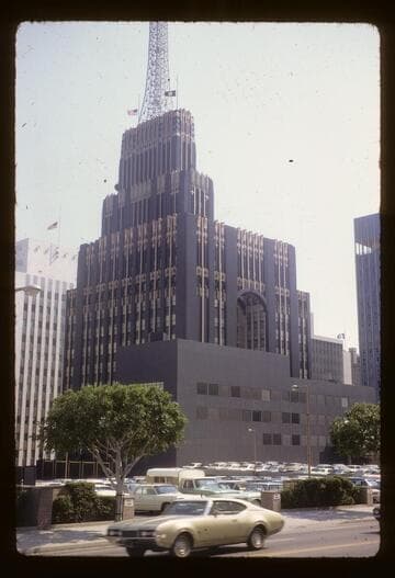 Old Richfield Building, from Figueroa Street